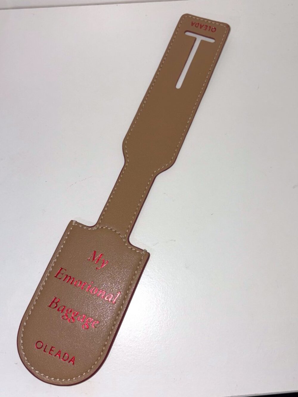 Oleada  Atlas Luggage Tag Emotional Support Limited Edition